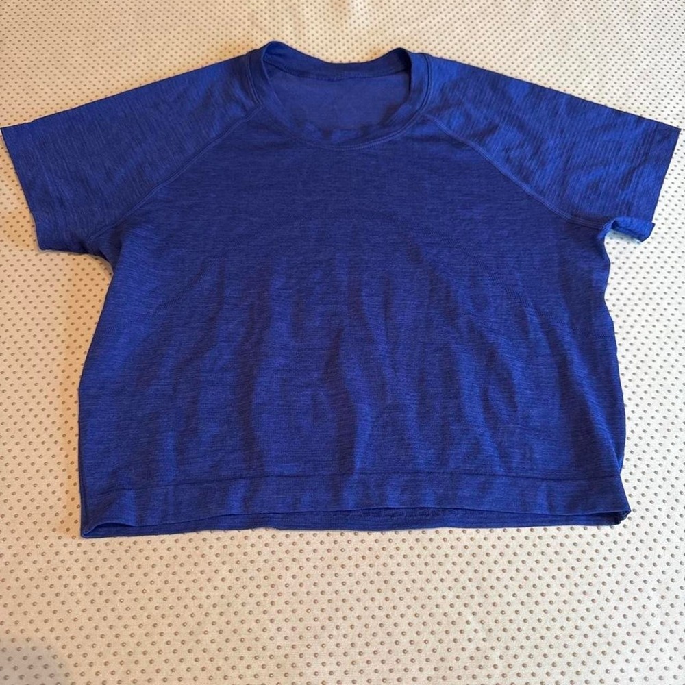 Lululemon‎ Royal Blue Swiftly Tech Crop Workout Top Size 6